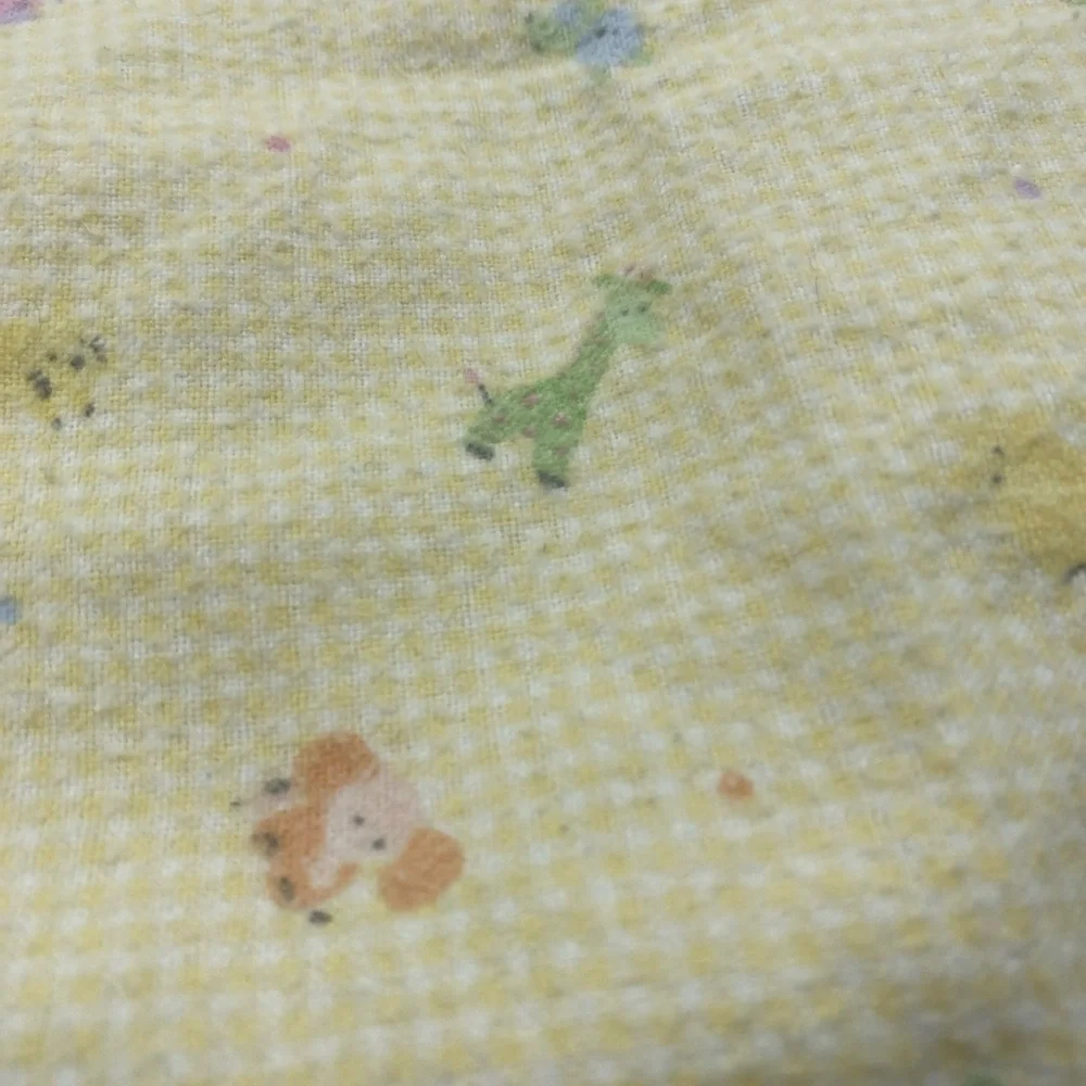 Vintage Carters Baby Receiving Blanket Yellow Giraffe Elephant Tiger Zoo Print
